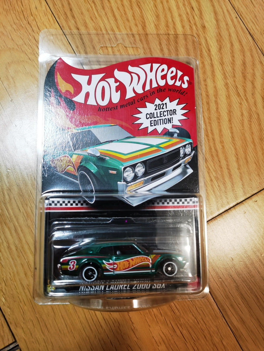 Hot wheels 1:64 NISSAN LAUREL 2000 SGX 2021-COLLECTOREDITION-3-GWL86