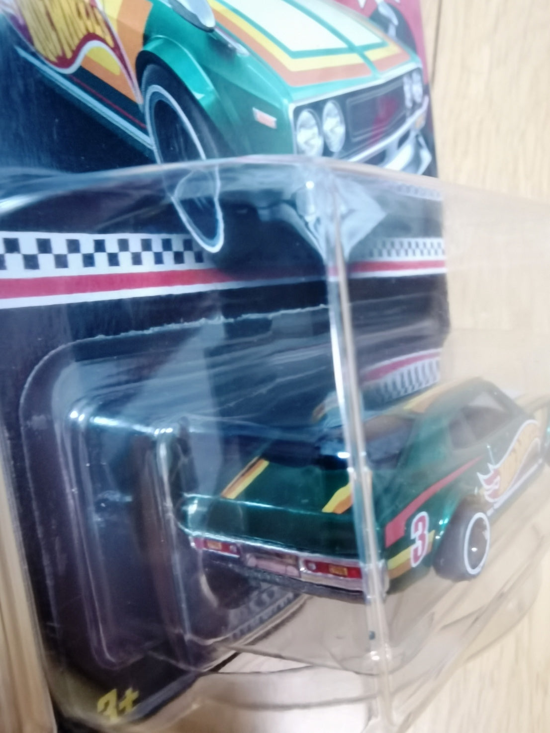 Hot wheels 1:64 NISSAN LAUREL 2000 SGX 2021-COLLECTOREDITION-3-GWL86