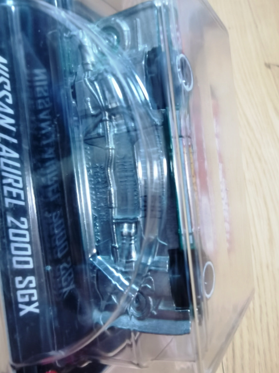 Hot wheels 1:64 NISSAN LAUREL 2000 SGX 2021-COLLECTOREDITION-3-GWL86