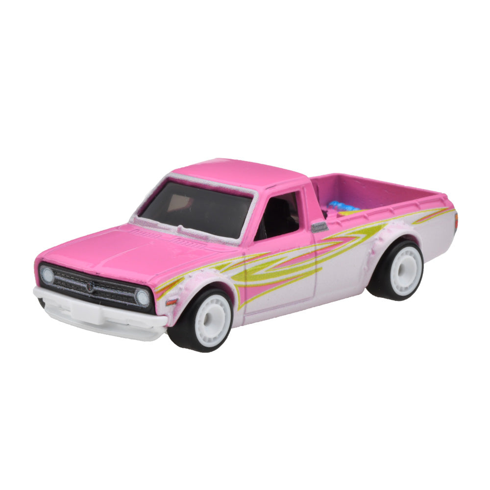 Hot wheels 1:64 1975 Datsun Sunny Truck (B120) & Custom '93 Nissan Hardbody (D21) HBL96-HRR78