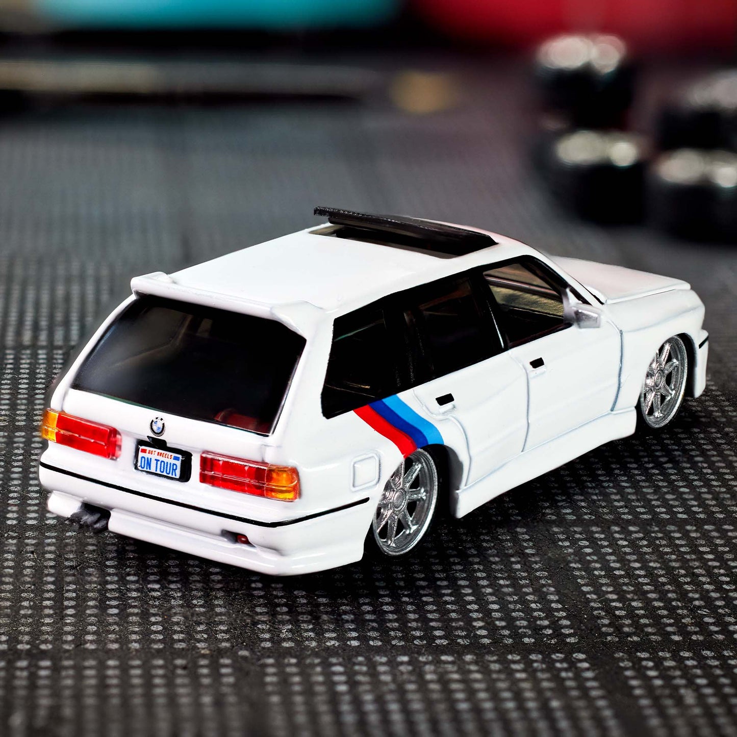 Hot wheels 1:64 1990 BMW 318i Touring Elite 64-HNJ60