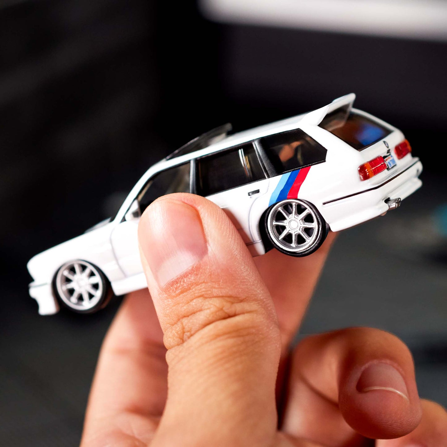 Hot wheels 1:64 1990 BMW 318i Touring Elite 64-HNJ60