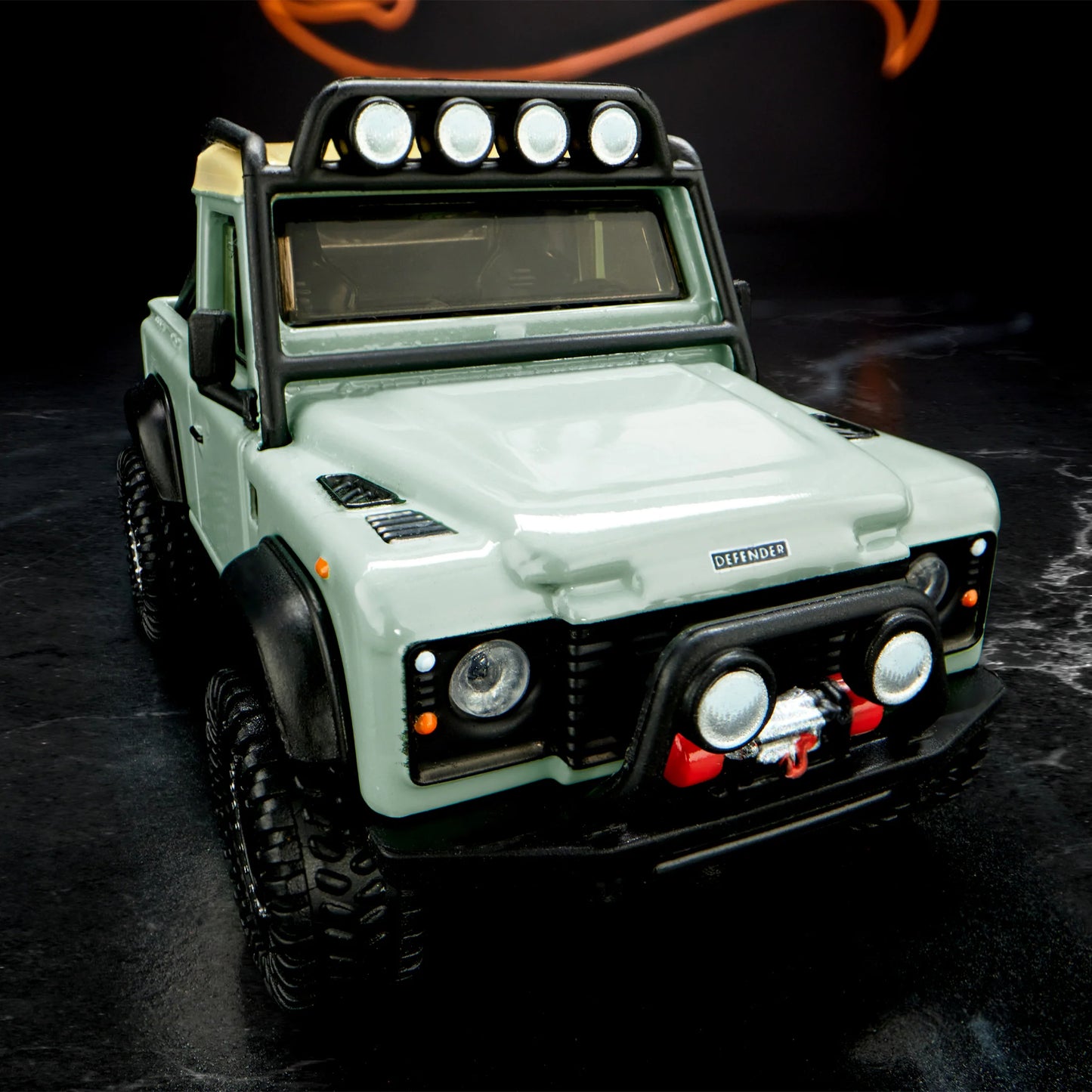 Hot wheels Land Rover Defender 90 Pickup Elite 64-HGW12