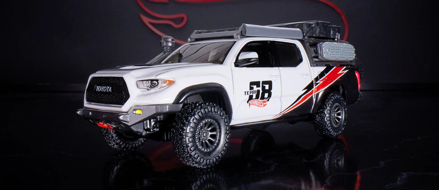 Hot wheels 17 Toyota Tacoma Elite 64-HNJ64