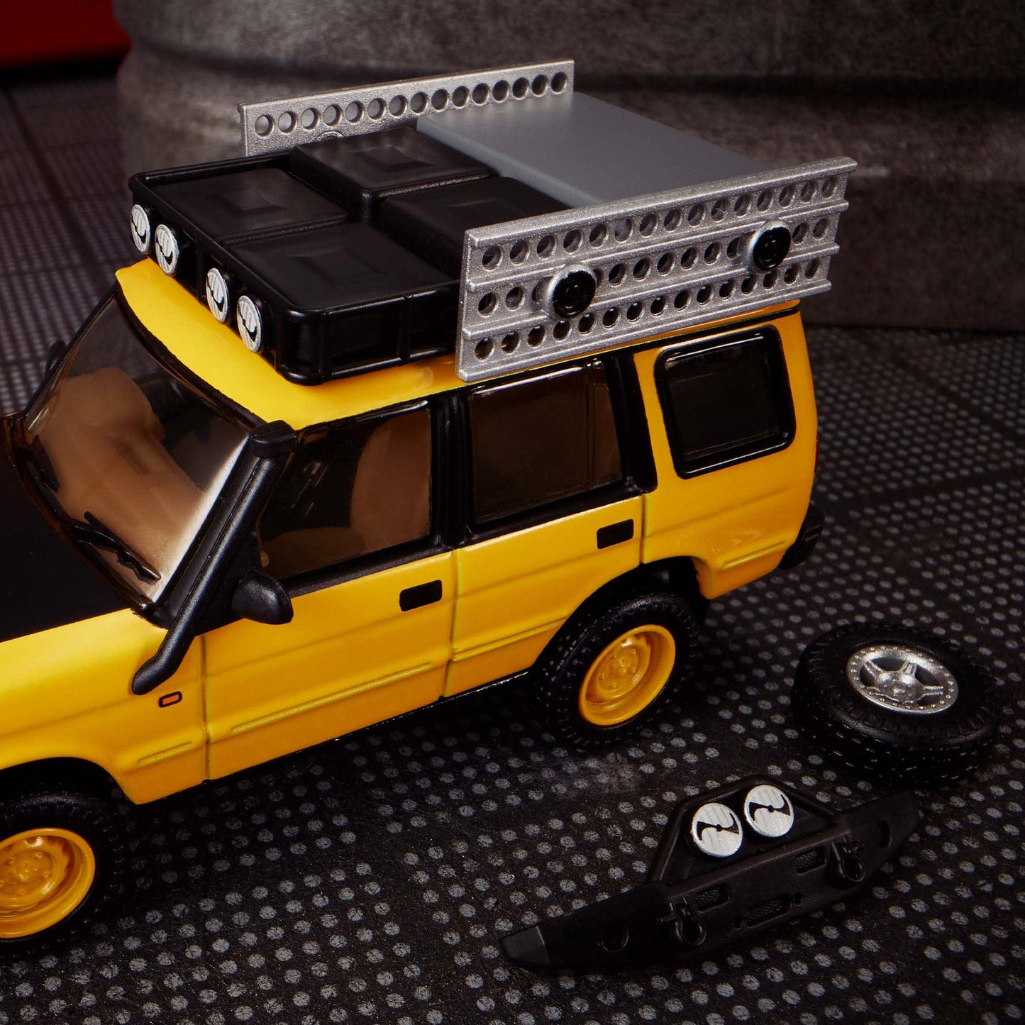 Hot wheels Mod Shop '94 Land Rover Discovery Elite 64-HNJ65