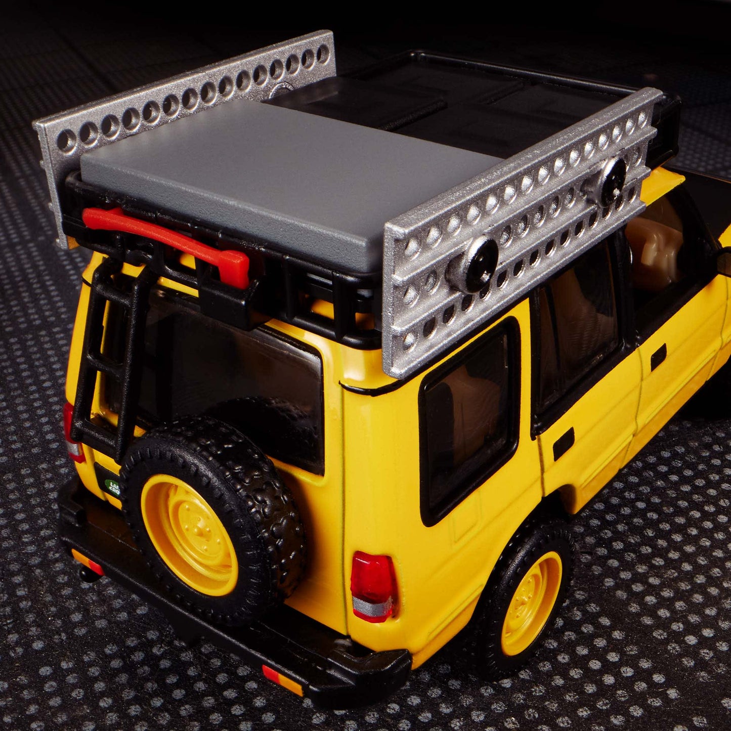 Hot wheels Mod Shop '94 Land Rover Discovery Elite 64-HNJ65