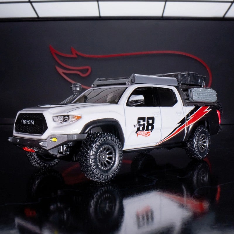 Hot wheels 17 Toyota Tacoma Elite 64-HNJ64